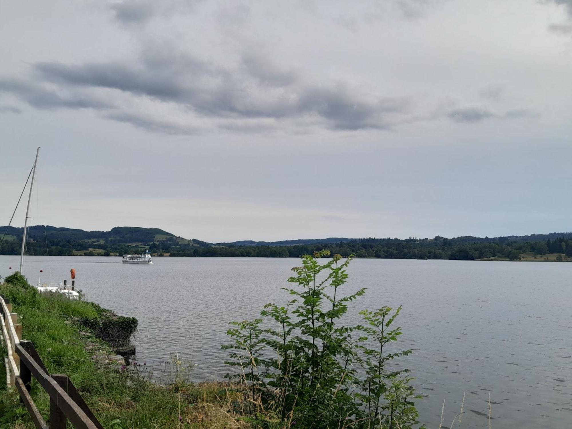 Ye Old'E Man Lake District Грейндж-овер-Сандс Экстерьер фото